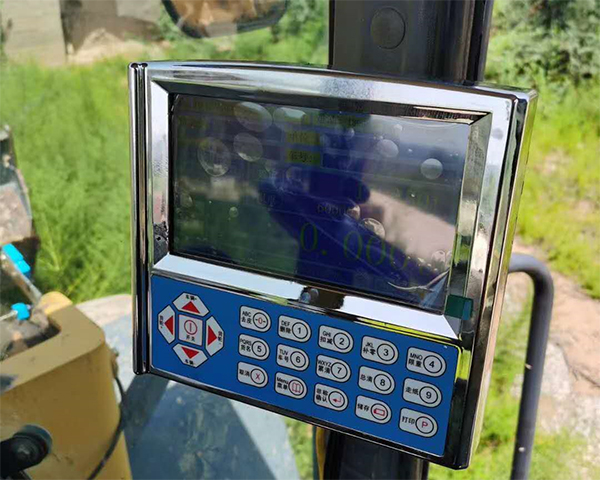 裝載機(jī)電子秤正確使用指南