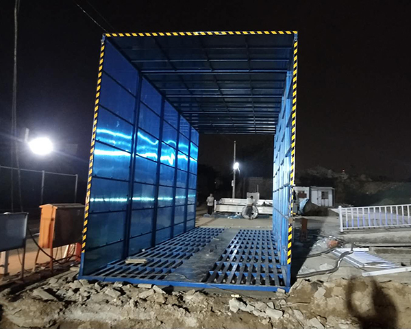 鄭州平煤項目4/10/4.8全封閉洗車機