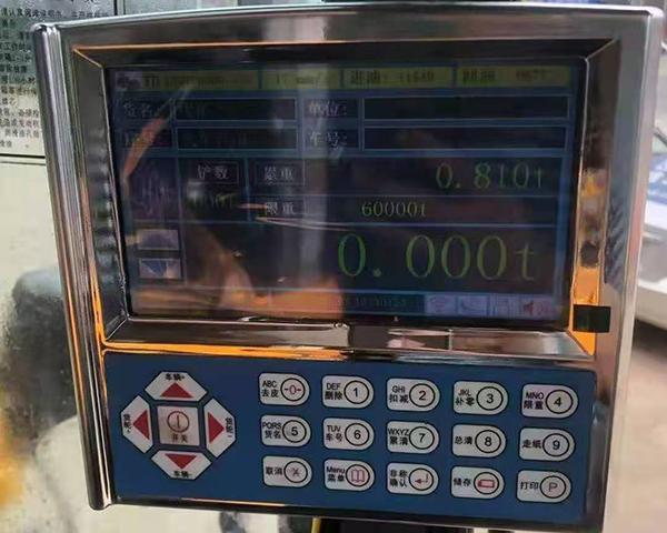 裝載機(jī)電子秤動態(tài)和靜態(tài)稱重的區(qū)別