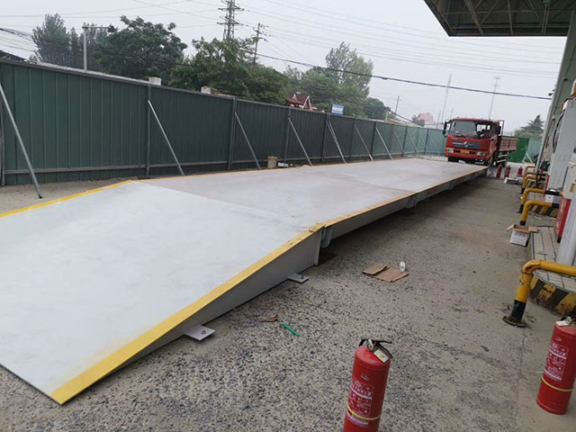 電子汽車衡的構(gòu)成與技術(shù)指標: