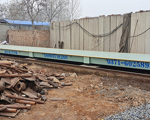 電子地磅調(diào)試  地磅進水操作