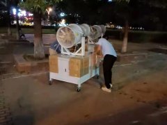 鄭州河南一建項(xiàng)目2臺(tái)30米半自動(dòng)霧炮